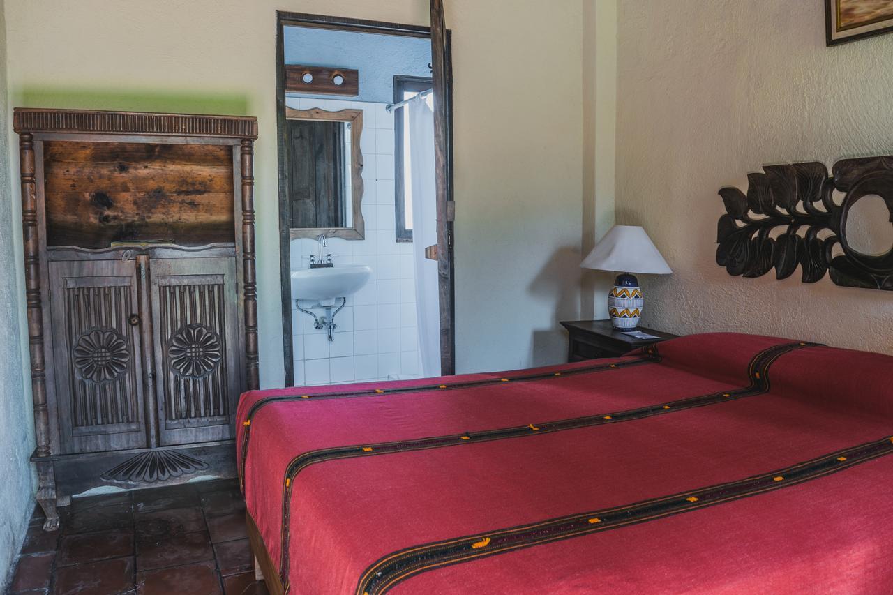 Hotel Toliman San Lucas Tolimán Eksteriør billede